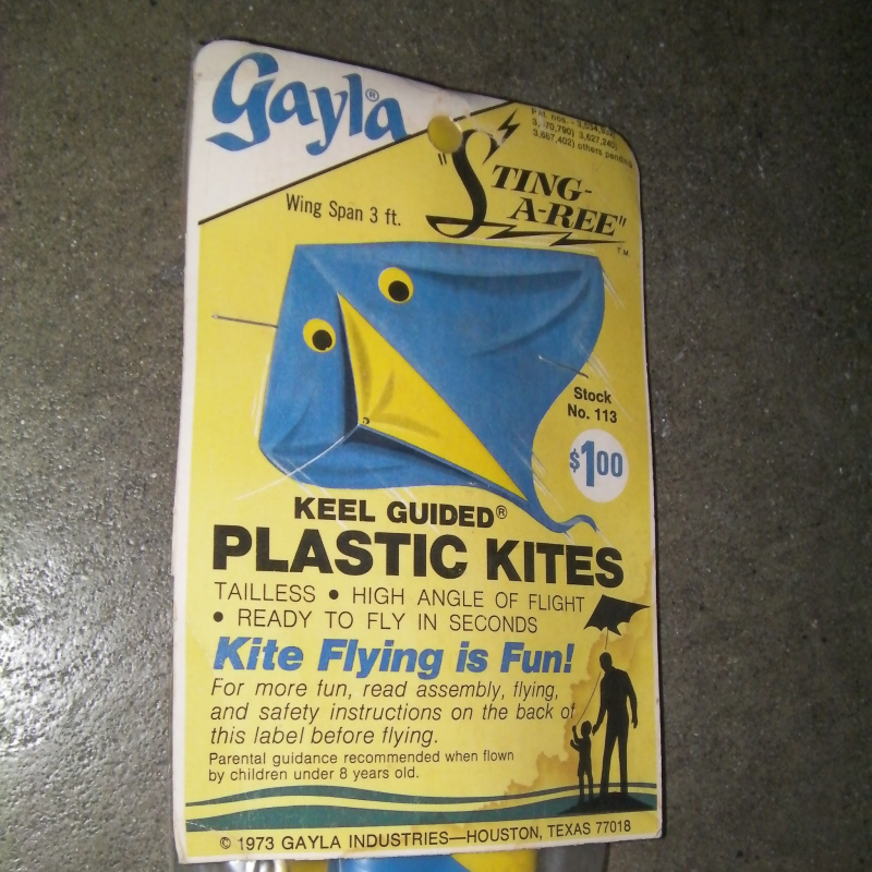 Illustration for article titled Vintage Plastic Kites